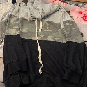 XL boutique sweatshirt